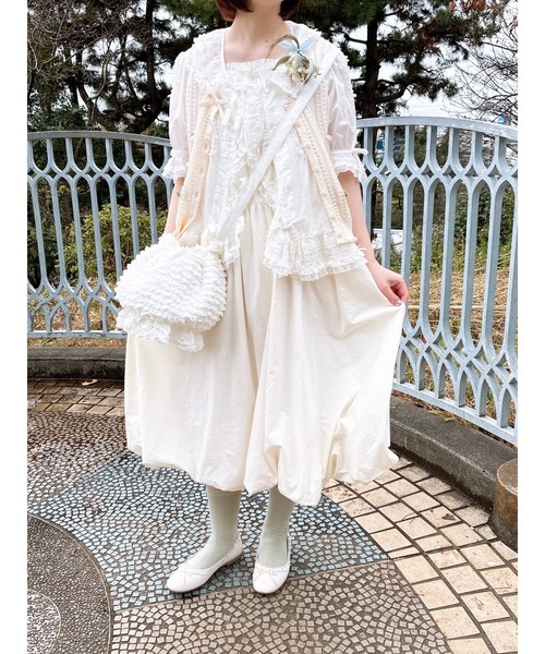 PINK HOUSE(ピンクハウス)の「鈴蘭モチーフ付きニットベスト(ベスト・レディース・キナリ/ラベンダー/ライトグリーン/ブラック・フリー)」の13枚目の写真