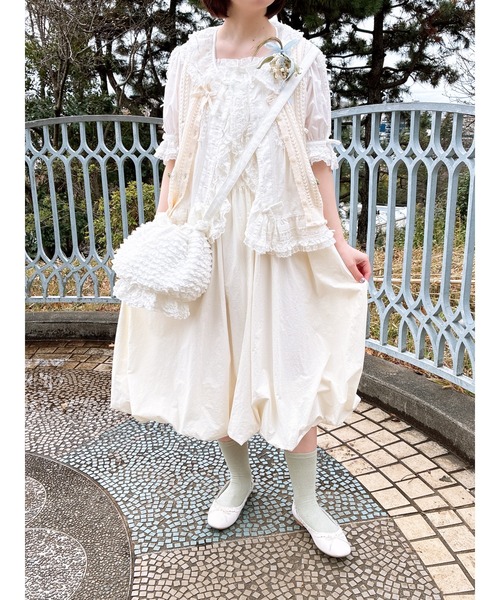 PINK HOUSE(ピンクハウス)の「鈴蘭モチーフ付きニットベスト(ベスト・レディース・キナリ/ラベンダー/ライトグリーン/ブラック・フリー)」の14枚目の写真
