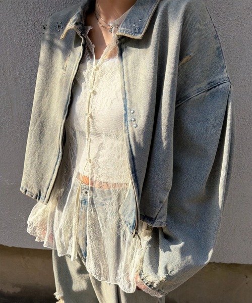 Ameri(アメリ)の「TATTOO STUDS DENIM JACKET(デニムジャケット・レディース・ブルー/ブラック・MEDIUM/SMALL)」の10枚目の写真