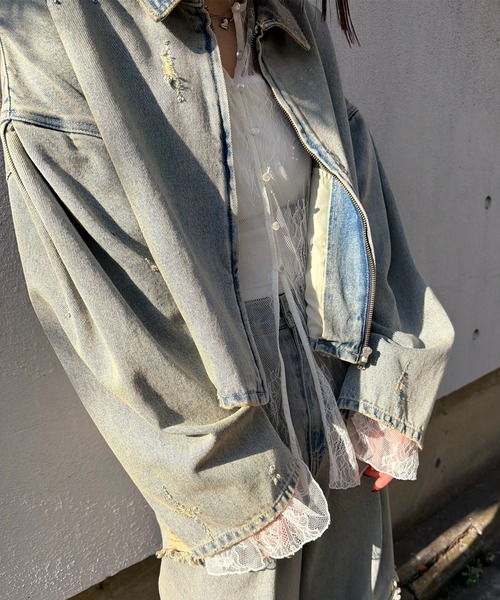 Ameri(アメリ)の「TATTOO STUDS DENIM JACKET(デニムジャケット・レディース・ブルー/ブラック・MEDIUM/SMALL)」の11枚目の写真