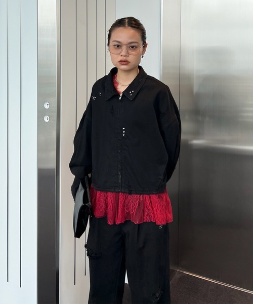Ameri(アメリ)の「TATTOO STUDS DENIM JACKET(デニムジャケット・レディース・ブルー/ブラック・MEDIUM/SMALL)」の14枚目の写真