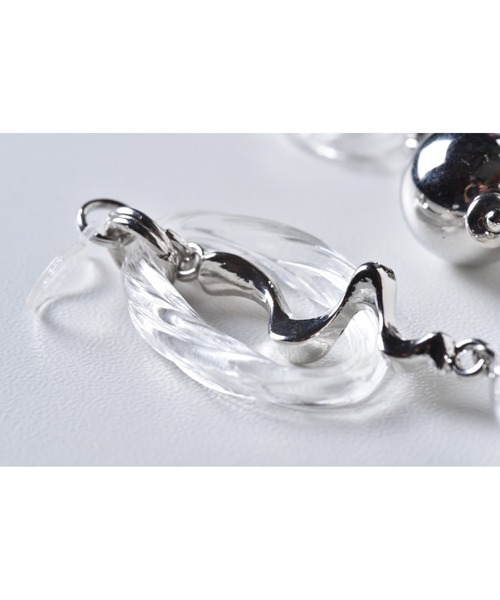 tone（トーン）の「【Astyle】silverball×clearcircle樹脂ピアス(MA)（ピアス（両耳用）・レディース・シルバー・FREE）」の3枚目の写真