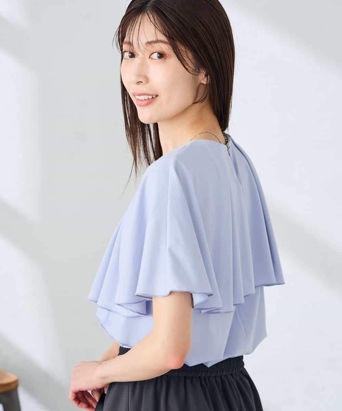 a.v.v(アーヴェヴェ)の「【接触冷感/UVカット】ケープトップス(Tシャツ/カットソー・レディース・ダークインディゴブルー/アイボリー/ブラック・36/38/40)」の11枚目の写真
