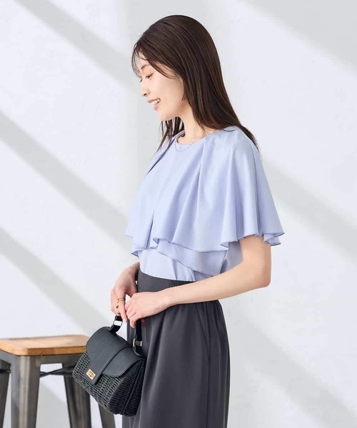 a.v.v(アーヴェヴェ)の「【接触冷感/UVカット】ケープトップス(Tシャツ/カットソー・レディース・ダークインディゴブルー/アイボリー/ブラック・36/38/40)」の12枚目の写真