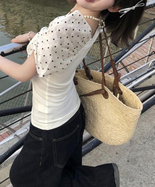 Nia(ニア)の「Nia(ニア)/ワンショルリボンフェミニントップス(Tシャツ/カットソー・レディース・ホワイト・MEDIUM/SMALL)」の11枚目の写真