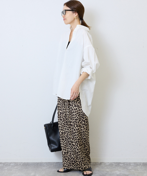 SLOBE IENA(スローブイエナ)の「コットンビックレギュラーシャツ(シャツ/ブラウス・レディース・ホワイト/サックスブルー/イエロー・FREE)」の5枚目の写真