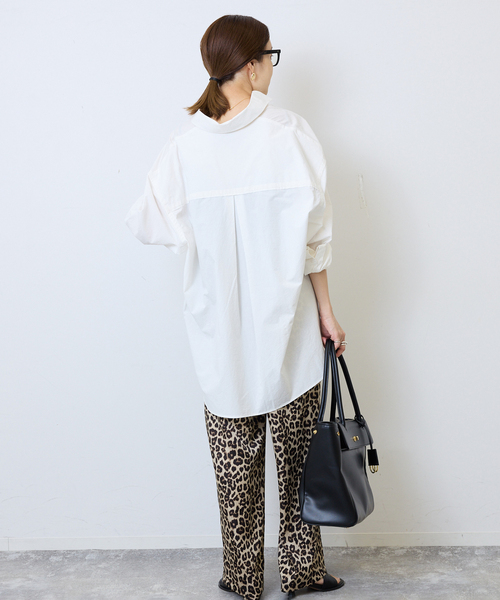 SLOBE IENA(スローブイエナ)の「コットンビックレギュラーシャツ(シャツ/ブラウス・レディース・ホワイト/サックスブルー/イエロー・FREE)」の8枚目の写真