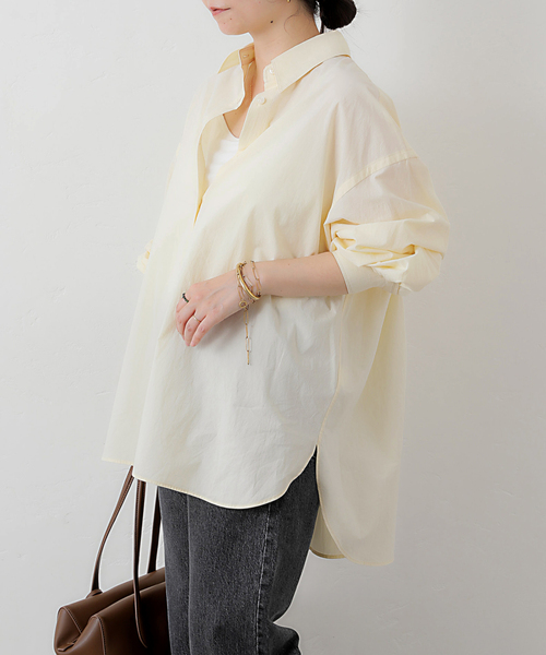 SLOBE IENA(スローブイエナ)の「コットンビックレギュラーシャツ(シャツ/ブラウス・レディース・ホワイト/サックスブルー/イエロー・FREE)」の21枚目の写真