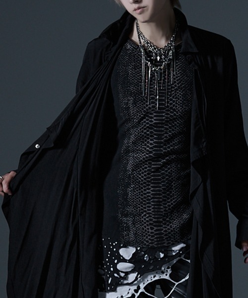 NOVESSEL(ノベセル)の「『NOVESSEL/ノベセル』パイソンロングスリーブテレコカットソー【Y】【CN】(Tシャツ/カットソー・メンズ・ホワイト/ブラック・FREE)」の4枚目の写真