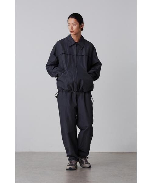 YLEVE(イレーヴ)の「YLEVE / RAMIE COTTON WEATHER BLOUSON UNISEX(ブルゾン・メンズ・カーキ/グレー・3/5)」の4枚目の写真
