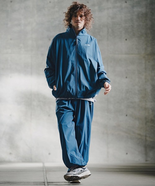 GLIMCLAP(グリムクラップ)の「mp15195-Ripstop & Stretch Nylon Wide Track Pants トラックパンツ(211-005-gla-cg)(その他パンツ・メンズ・ブラック/ブルー・S/L/M)」の3枚目の写真
