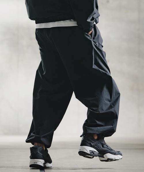 GLIMCLAP(グリムクラップ)の「mp15195-Ripstop & Stretch Nylon Wide Track Pants トラックパンツ(211-005-gla-cg)(その他パンツ・メンズ・ブラック/ブルー・S/L/M)」の9枚目の写真