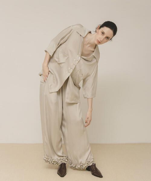 LAATO(ラート)の「open collar shirts(シャツ/ブラウス・レディース・ダークブラウン/グレー系その他・FREE)」の9枚目の写真