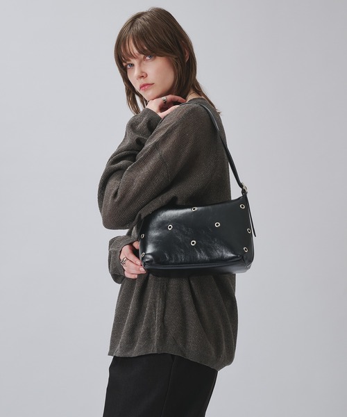 SELLE GLANT(セレグランテ)の「ONE-HANDLE EYELET DESIGN BAG / ワンハンドルアイレットデザインバッグ(ハンドバッグ・メンズ・オフホワイト/ダークブラウン/ブラック・FREE)」の14枚目の写真