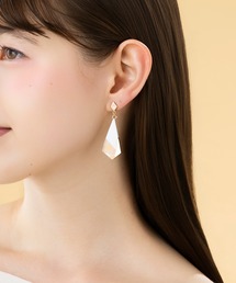 【LA MUE】ニッケルフリー アクリル ロング ピアス