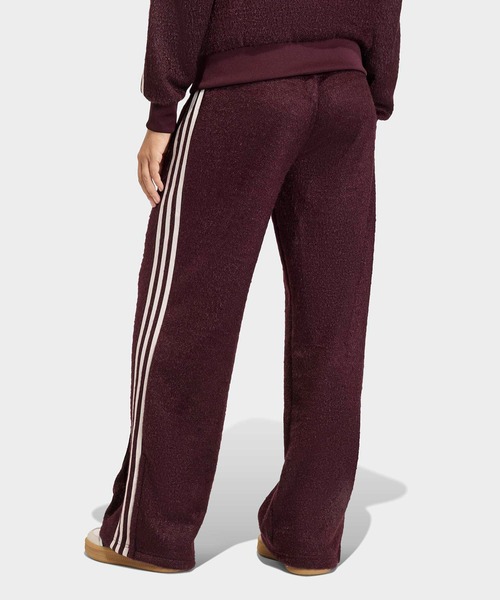 adidas(アディダス)の「アディダス オリジナルス モヘヤ ファイアバード ルーズ トラックパンツ / アディダスオリジナルス adidas Originals(スウェットパンツ・レディース・レッド・XX-LARGE/LARGE/MEDIUM/SMALL/X-LARGE/X-SMALL)」の2枚目の写真