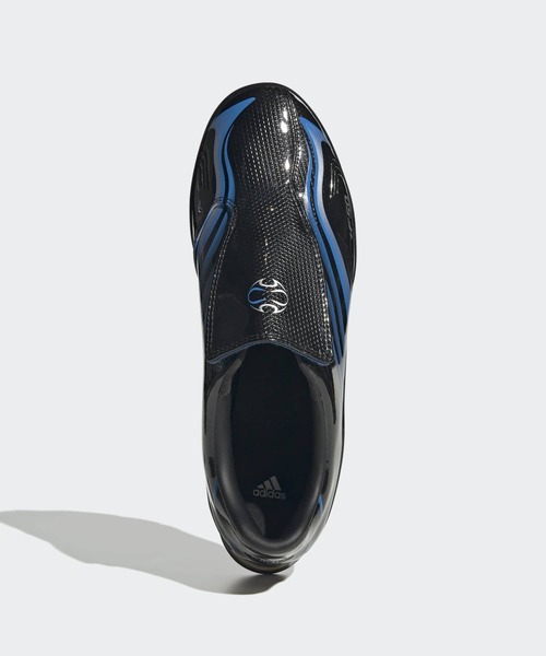 adidas(アディダス)の「F50 ウォーカブル / F50 WALKABLE(スニーカー・メンズ・ブラック・25.5cm/26.0cm/26.5cm/27.0cm/27.5cm/28.0cm)」の2枚目の写真