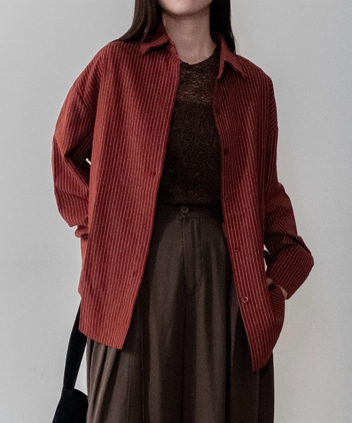 on:nue(オンニュ)の「【on:nue】ピーチスキンストライプオーバーサイズシャツ /26-27 AW COLLECTION(シャツ/ブラウス・レディース・ブラウン/アイボリー/バーガンディー・FREE)」の3枚目の写真