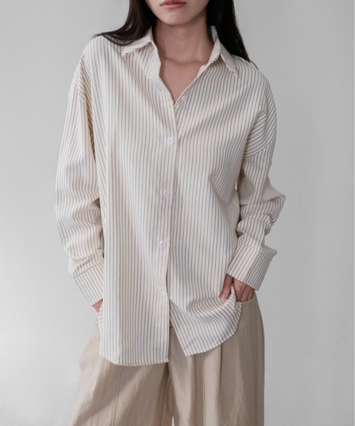 on:nue(オンニュ)の「【on:nue】ピーチスキンストライプオーバーサイズシャツ /26-27 AW COLLECTION(シャツ/ブラウス・レディース・ブラウン/アイボリー/バーガンディー・FREE)」の12枚目の写真