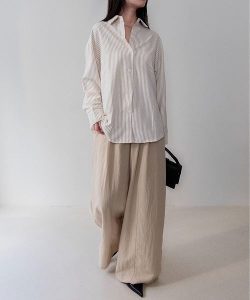 on:nue(オンニュ)の「【on:nue】ピーチスキンストライプオーバーサイズシャツ /26-27 AW COLLECTION(シャツ/ブラウス・レディース・ブラウン/アイボリー/バーガンディー・FREE)」の8枚目の写真