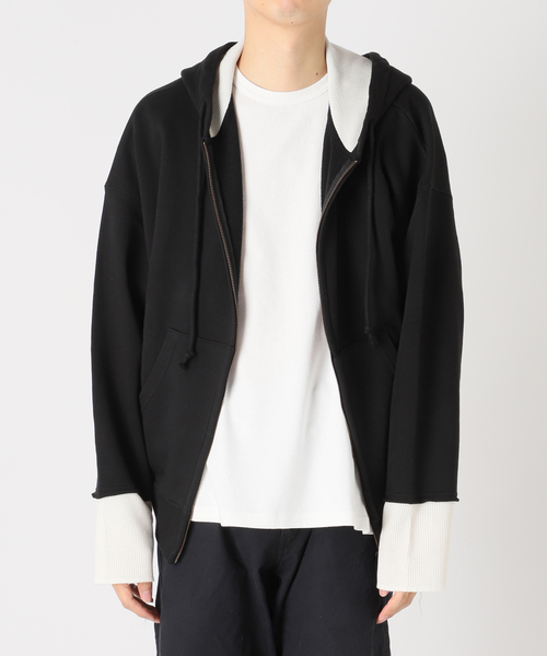 Russell Athletic（ラッセルアスレティック）の「RUSSELL ATHLETIC / ラッセル アスレティック 別注 Layered Zip Hoodie（パーカー・メンズ・ブラック/グレー・MEDIUM/LARGE）」の4枚目の写真