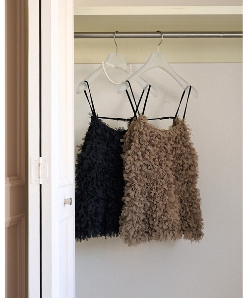 anuke（アンヌーク）の「Tulle Fringe Camisole（キャミソール・レディース・ブラック/ベージュ・FREE）」の13枚目の写真