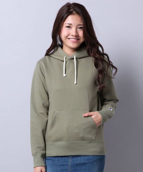 Champion(チャンピオン)の「【Champion】無地スウェットパーカー(パーカー・レディース・グレー/ベージュ/ホワイト/オリーブ/ブラック/ネイビー・SMALL/LARGE/MEDIUM)」の6枚目の写真