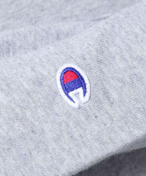 Champion(チャンピオン)の「【Champion】無地スウェットパーカー(パーカー・レディース・グレー/ベージュ/ホワイト/オリーブ/ブラック/ネイビー・SMALL/LARGE/MEDIUM)」の18枚目の写真