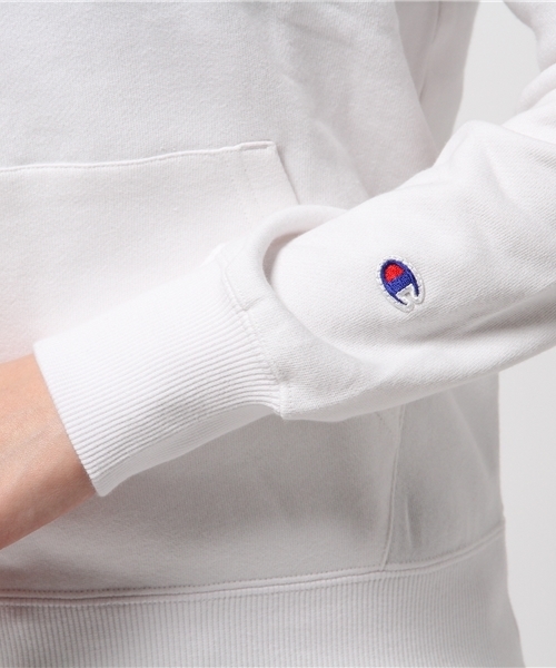 Champion(チャンピオン)の「【Champion】無地スウェットパーカー(パーカー・レディース・グレー/ベージュ/ホワイト/オリーブ/ブラック/ネイビー・SMALL/LARGE/MEDIUM)」の11枚目の写真