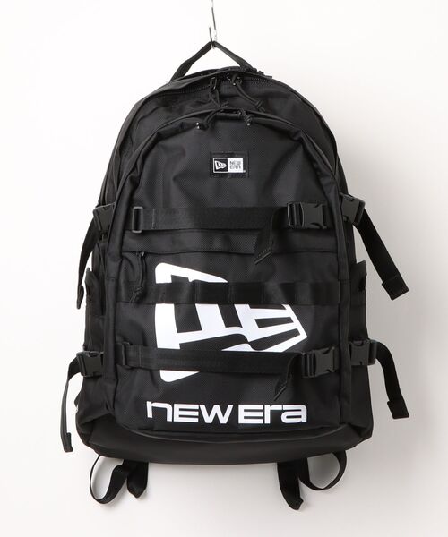 NEW ERA(ニューエラ)の「【NEW ERA/ニューエラ】キャリアパック 35L(バックパック/リュック・メンズ・グレー系その他/ブラック系その他・FREE)」の2枚目の写真