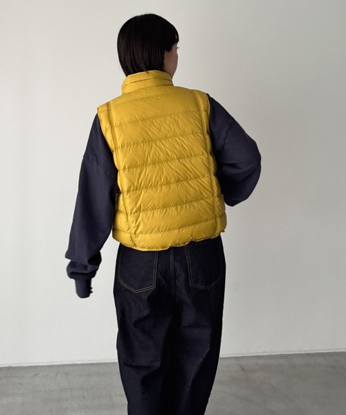 CANAL JEAN(キャナルジーン)の「Lakey Park スタンドカラーダウンベスト(ダウンベスト・レディース・ブラウン/イエロー/ブラック・ONE SIZE)」の15枚目の写真