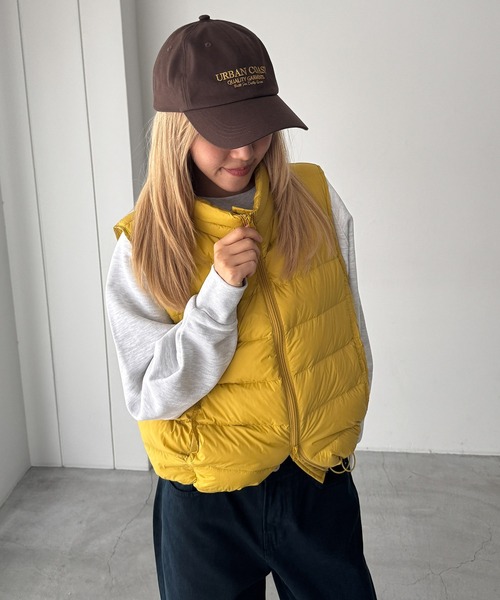 CANAL JEAN(キャナルジーン)の「Lakey Park スタンドカラーダウンベスト(ダウンベスト・レディース・ブラウン/イエロー/ブラック・ONE SIZE)」の17枚目の写真