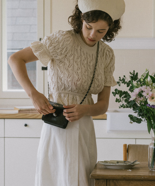 OVHEE(オヴェイ)の「ミニョンマイクロバッグ Mignon Micro Bag(メッセンジャーバッグ・レディース・ブラック/シルバー/クリーム/ライトピンク・FREE)」の6枚目の写真