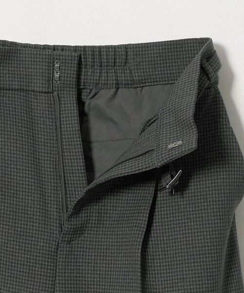 A DAY IN THE LIFE UNITED ARROWS(アデイインザライフユナイテッドアローズ)の「ツイル ベルト タックワイドパンツ ‐ウォッシャブル‐ <A DAY IN THE LIFE>(その他パンツ・レディース・ブラック/モカ/ダークグレー・40/36/38)」の14枚目の写真