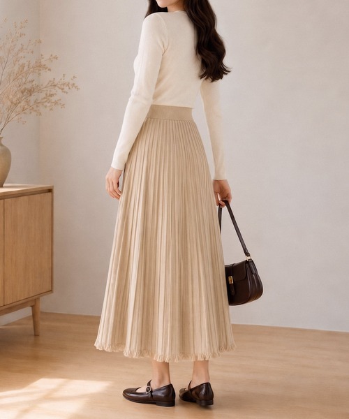 SAISON DE PAPILLON(セゾンドパピヨン)の「【2026AW】プリーツスカート ロングスカート フリンジ裾 ハイウエスト ウエストゴム フレア Aライン ロング丈 縦ライン 体型カバー 脚長 きれいめ 上品 フェミニン カジュアル 春 秋 冬(スカート・レディース・ブラウン/ベージュ/ブラック・フリー)」の18枚目の写真
