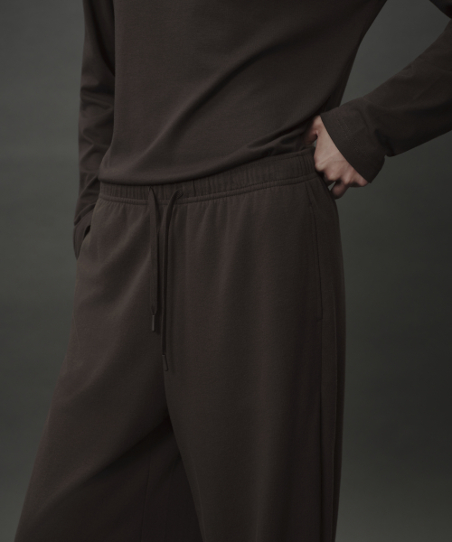 MUSINSA STANDARD WOMAN（ムシンサスタンダードウーマン）の「[リカバリー] ウィメンズ 長袖パンツセット [ブラウン]（Tシャツ/カットソー・レディース・その他・SMALL/MEDIUM/LARGE/X-SMALL）」の10枚目の写真