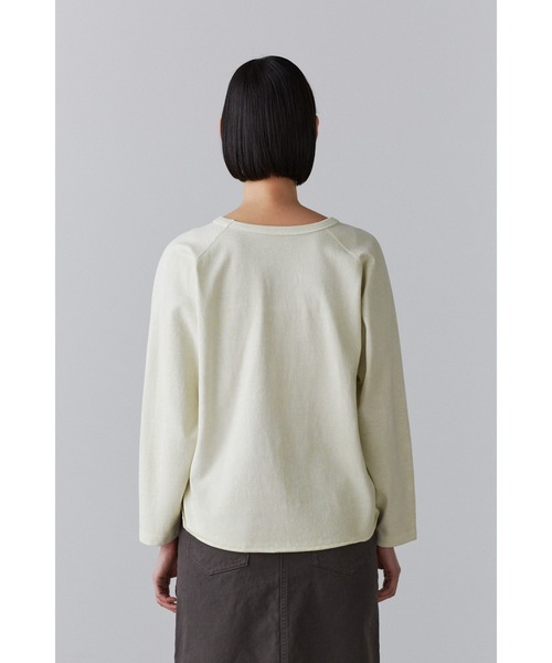 YLEVE(イレーヴ)の「YLEVE / OPEN END COTTON PIGMENT DYE BASEBALL T(Tシャツ/カットソー・レディース・レッド/ベージュ/グレー・1)」の12枚目の写真