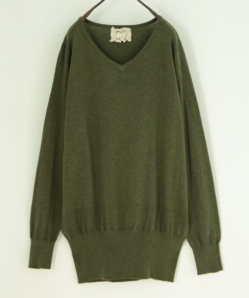 n'OrLABEL（ノアールレーベル）の「『ゆるやかVネックシンプル綿ニット』（ニット/セーター・レディース・ブルー/ライトグレー/サンドグレー/グリーン/ブラック/ライトベージュ/カーキ/オートミール/チャコールグレー/ターメリック/マジェンタ/ワイン/ブルー系その他/グレー系その他/ネイビー/レッド/オレンジ/ブルー系その他2/ブラウン/ターコイズブルー/コーラルピンク/イエロー/スモークピンク/スカイブルー/モスグリーン/コバルトブルー/ラベンダー/ライトブルー/パープル/マスタード/ベージュ系/グレイッシュブルー・1/2/3）」の10枚目の写真