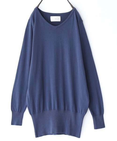 n'OrLABEL（ノアールレーベル）の「『ゆるやかVネックシンプル綿ニット』（ニット/セーター・レディース・ブルー/ライトグレー/サンドグレー/グリーン/ブラック/ライトベージュ/カーキ/オートミール/チャコールグレー/ターメリック/マジェンタ/ワイン/ブルー系その他/グレー系その他/ネイビー/レッド/オレンジ/ブルー系その他2/ブラウン/ターコイズブルー/コーラルピンク/イエロー/スモークピンク/スカイブルー/モスグリーン/コバルトブルー/ラベンダー/ライトブルー/パープル/マスタード/ベージュ系/グレイッシュブルー・1/2/3）」の21枚目の写真