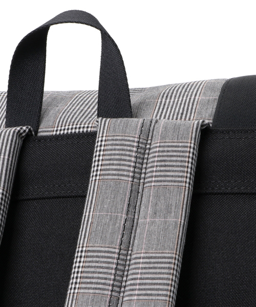 HEAD PORTER（ヘッドポーター）の「SAVILLE/RUCKSACK（バックパック/リュック・メンズ・グレー/ネイビー・ONE SIZE）」の14枚目の写真