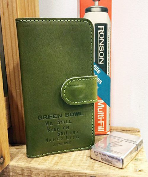 GREEN BOWL（グリーンボウル）の「GREEN BOWL Leather iphone Case/グリーンボウルレザーアイフォンケース（スマホケース/カバー・メンズ・カーキ/ネイビー/ブラウン/キャメル・FREE）」の3枚目の写真
