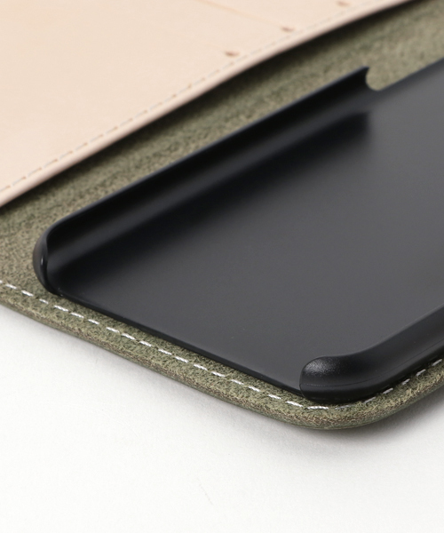GREEN BOWL（グリーンボウル）の「GREEN BOWL Leather iphone Case/グリーンボウルレザーアイフォンケース（スマホケース/カバー・メンズ・カーキ/ネイビー/ブラウン/キャメル・FREE）」の10枚目の写真