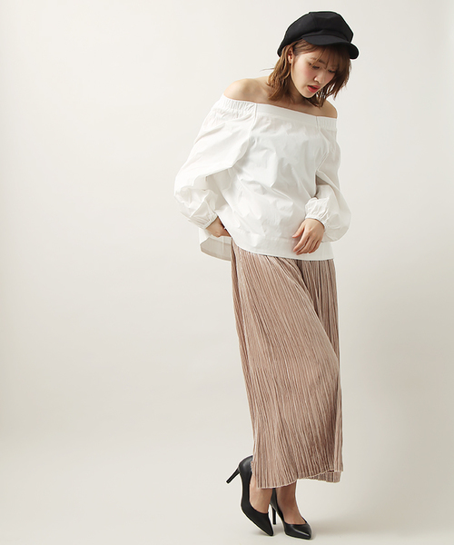 WEGO（ウィゴー）の「WEGO/ボリュームパフオフショルダーブラウス（シャツ/ブラウス・レディース・ホワイト/ブルー系その他4/ブラック/ベージュ/ライトピンク・FREE）」の13枚目の写真