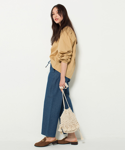 WEGO（ウィゴー）の「WEGO/ボリュームパフオフショルダーブラウス（シャツ/ブラウス・レディース・ホワイト/ブルー系その他4/ブラック/ベージュ/ライトピンク・FREE）」の21枚目の写真