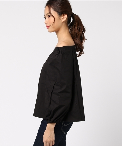 WEGO（ウィゴー）の「WEGO/ボリュームパフオフショルダーブラウス（シャツ/ブラウス・レディース・ホワイト/ブルー系その他4/ブラック/ベージュ/ライトピンク・FREE）」の7枚目の写真