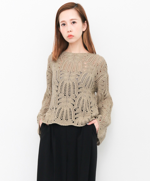 KBF（ケイビーエフ）の「KBF レース編みフレアスリーブプルオーバー（ニット/セーター・レディース・オレンジ/ベージュ/ライトブルー・ONE）」の2枚目の写真