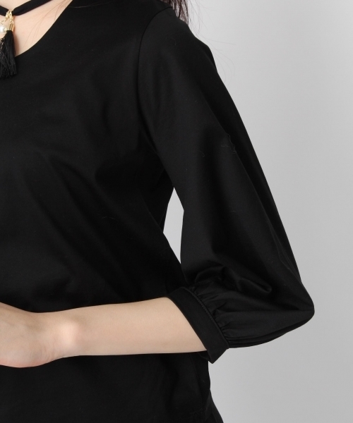 Andemiu（アンデミュウ）の「チョーカールックTシャツ752843（Tシャツ/カットソー・レディース・ホワイト/ブラック/ライトブルー・FREE）」の13枚目の写真
