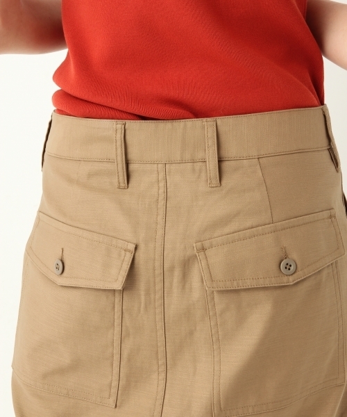 A part by（アパートバイ）の「Cベイカータイトスカート 763670 （スカート・レディース・ベージュ/カーキ・MEDIUM/LARGE）」の10枚目の写真