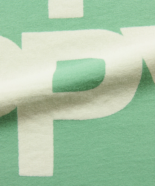 Design Tshirts Store graniph（デザイン　ティーシャツ　ストア　グラニフ）の「ビッグプリントTシャツ/ビーハッピー（Tシャツ/カットソー・メンズ・グリーン・X-SMALL/SMALL/LARGE/MEDIUM）」の7枚目の写真