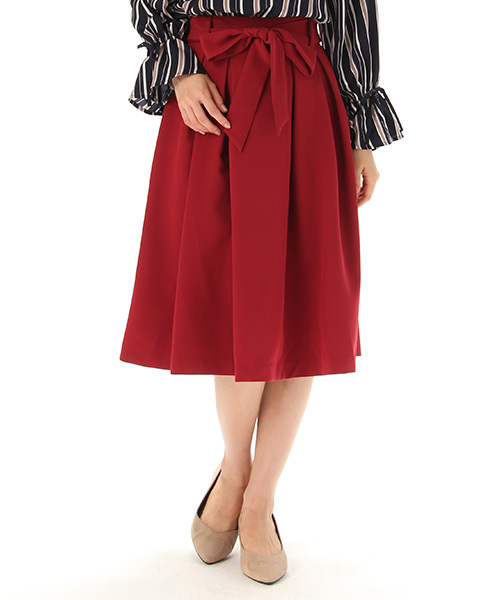 Honeys(ハニーズ)の「ベルト付ミディ丈フレアスカート(スカート・レディース・ブラック/ネイビー/レッド系その他/イエロー/グリーン・S/M/L)」の5枚目の写真